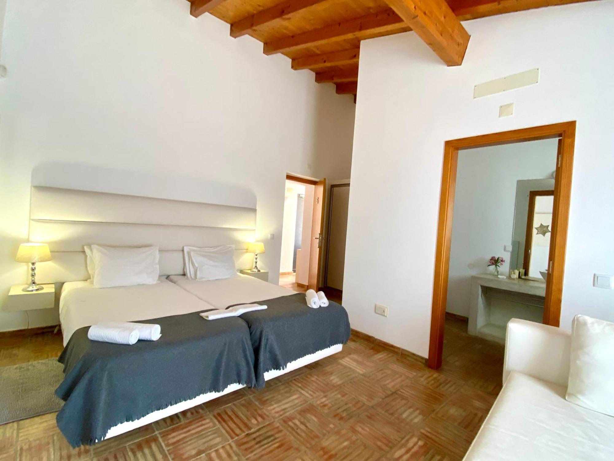 Monte Do Zambujeiro Hotel Vila Nova de Milfontes Luaran gambar